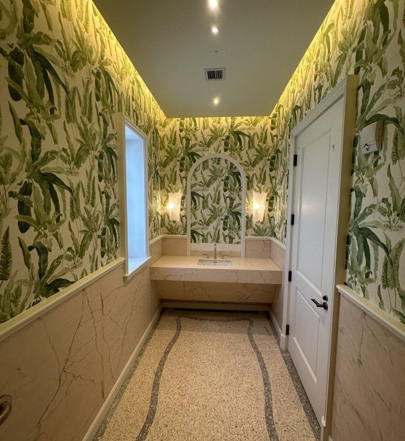 Vineta Hotel Bathroom Cove Lighting Palm Motif