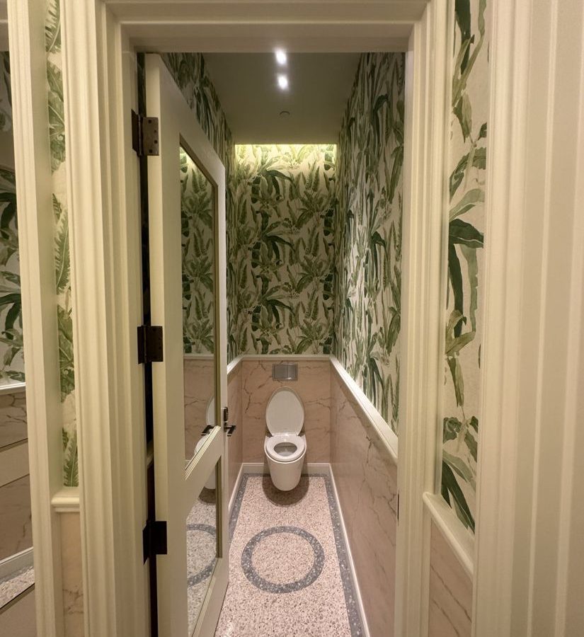 Vineta Hotel Powder Room Palm Wallpaper