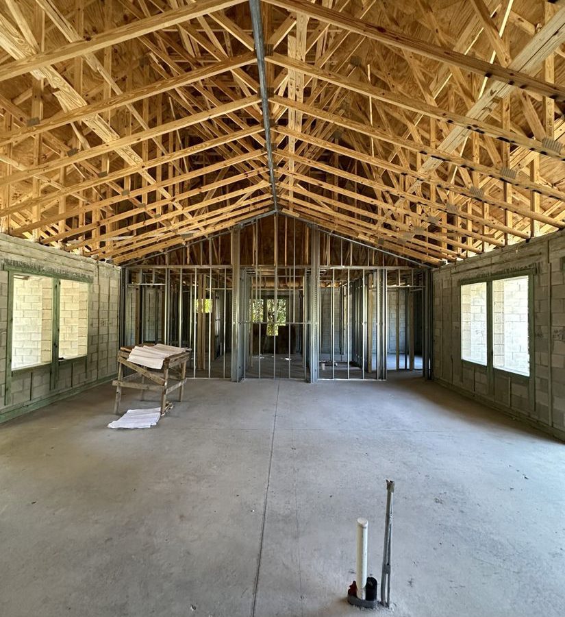 Custom Home Roof Truss Framing